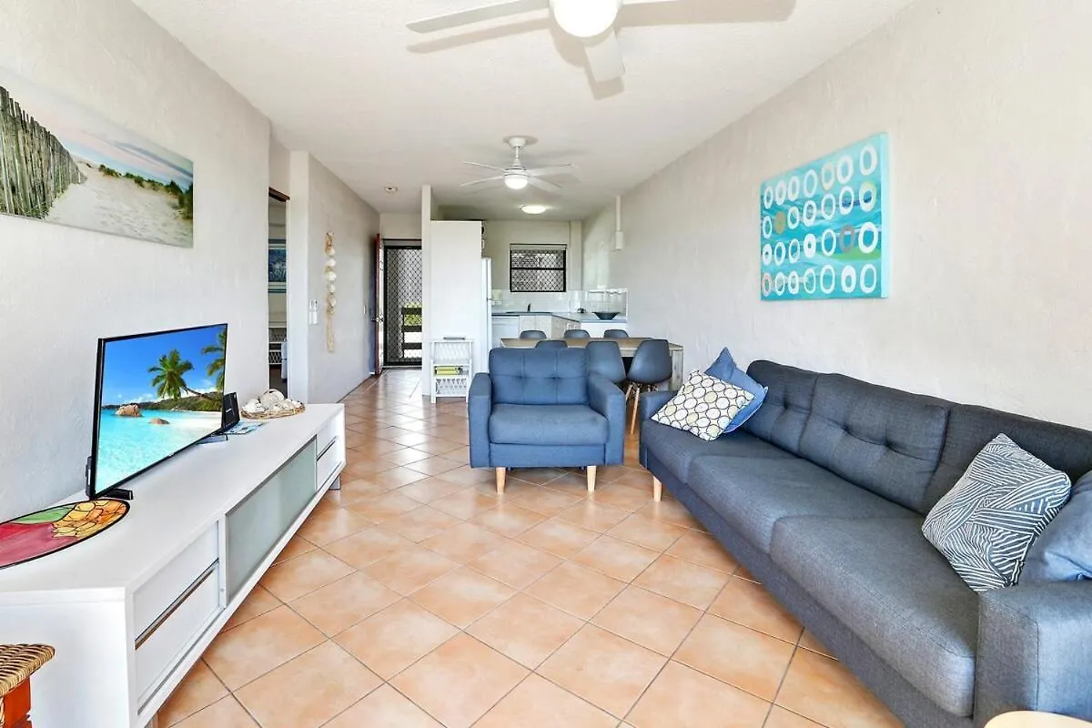 Warroo Apartments Alexandra Headland Australia